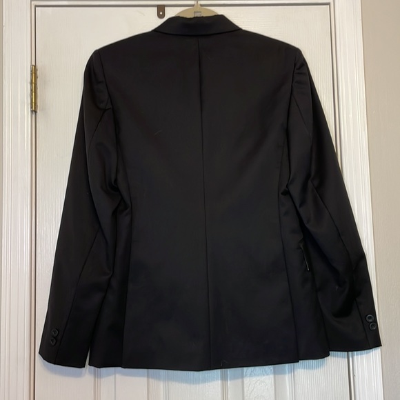 Elite children’s equestrian riding jacket. Size 10R - Picture 4 of 12